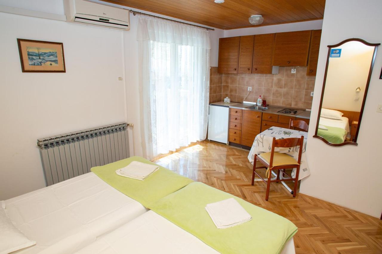 Apartments & Rooms Peranic Novalja Exteriér fotografie