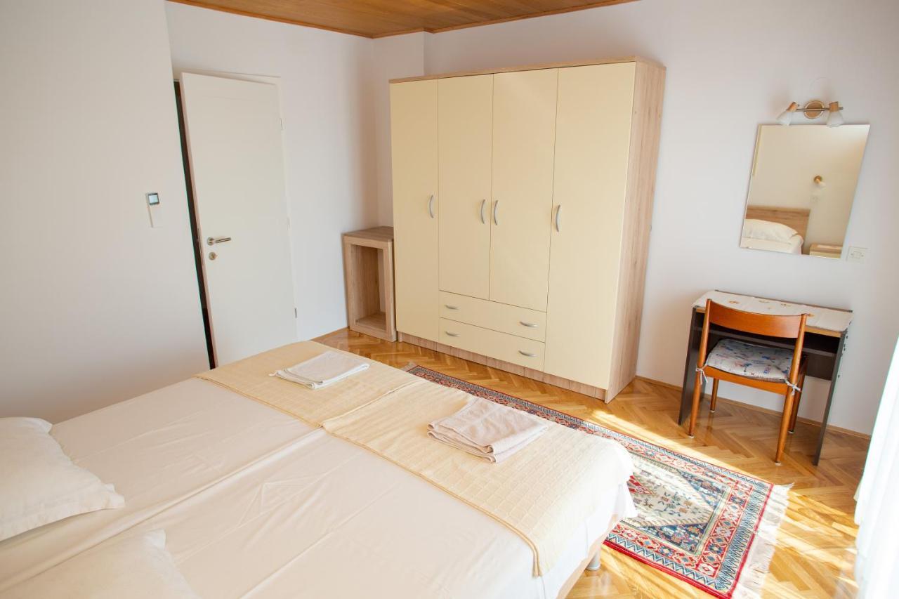 Apartments & Rooms Peranic Novalja Exteriér fotografie